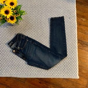 American Eagle🦅 dark wash skinny jeans -6 regular